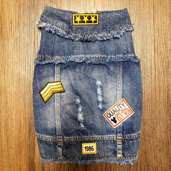 DOGGIE denim distressed jacket with patches Came w/out Tag NEVER WORN